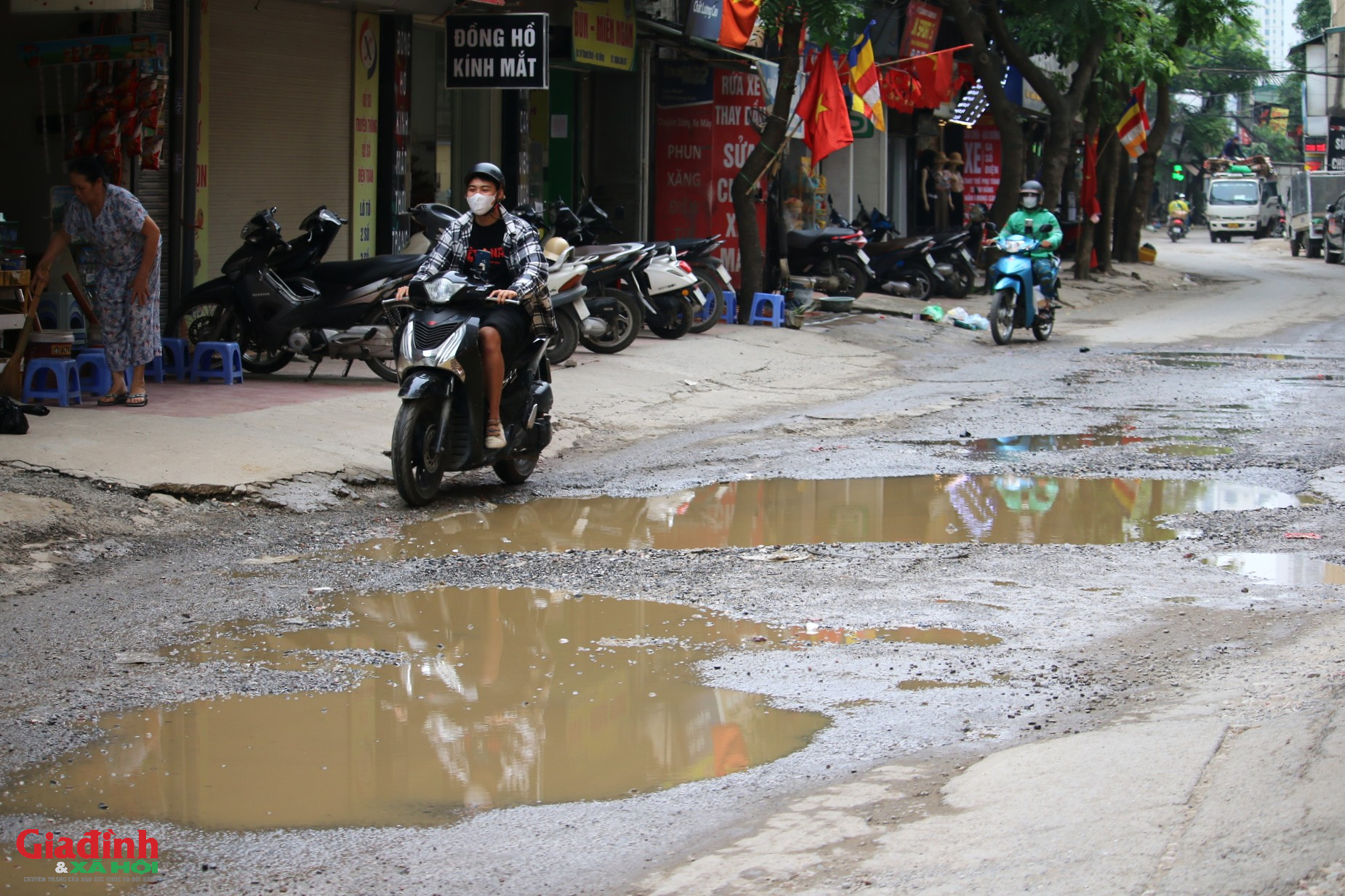 H&agrave; Nội: Người d&acirc;n phố Thanh B&igrave;nh 'k&ecirc;u trời' v&igrave; Dự &aacute;n chậm tiến độ v&agrave; &ocirc; nhiễm m&ocirc;i trường - Ảnh 4.