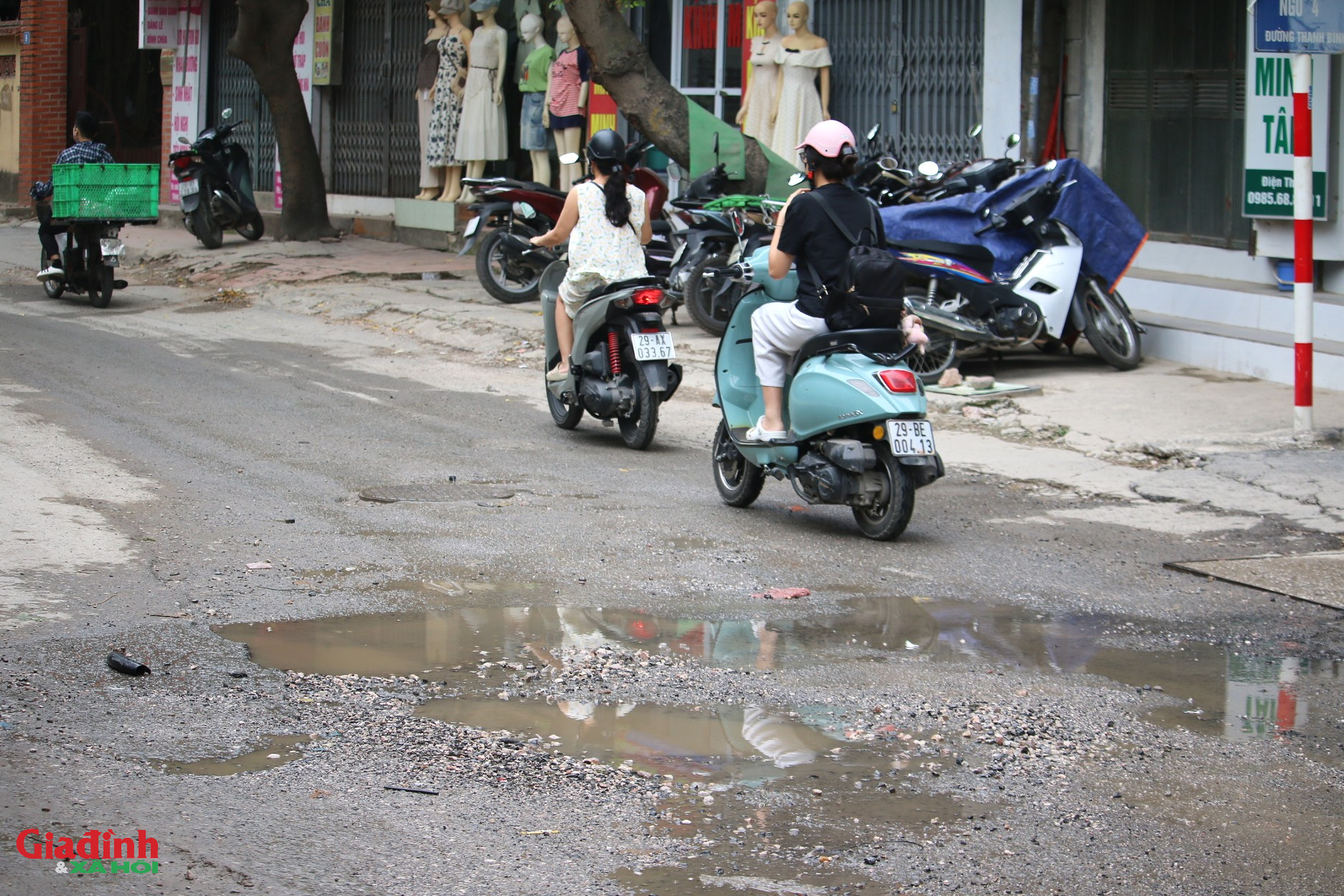 H&agrave; Nội: Người d&acirc;n phố Thanh B&igrave;nh 'k&ecirc;u trời' v&igrave; Dự &aacute;n chậm tiến độ v&agrave; &ocirc; nhiễm m&ocirc;i trường - Ảnh 8.