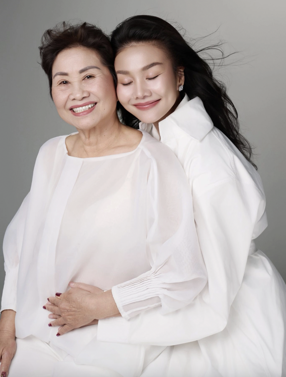 Thanh Hằng , H ' Hen Ni&ecirc; v&agrave; sao Việt x&uacute;c động mừng Ng&agrave;y của mẹ 2026 - Ảnh 1.