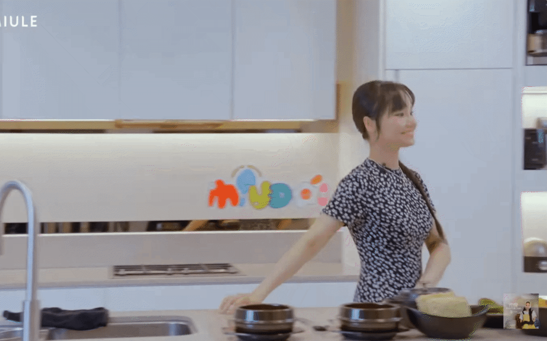 Ca sĩ Miu L&ecirc; bị khởi tố do tổ chức sử dụng ma t&uacute;y g&acirc;y sốc trong showbiz Việt 2026 - Ảnh 3.