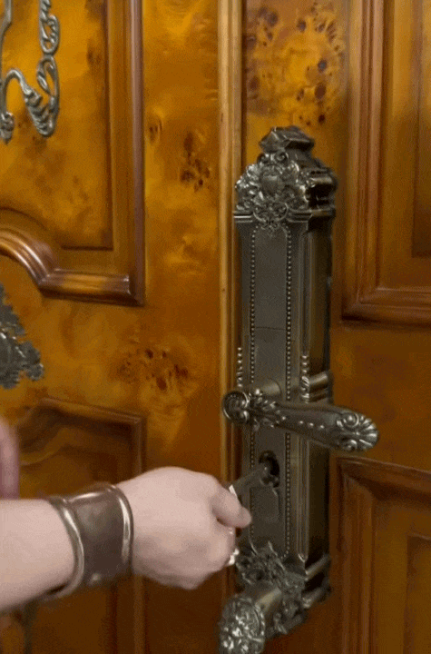 Ngỡ ng&agrave;ng Trước căn hộ hạng sang của Divo T&ugrave;ng Dương gi&aacute; hơn 200 triệu / m2 - Ảnh 2.