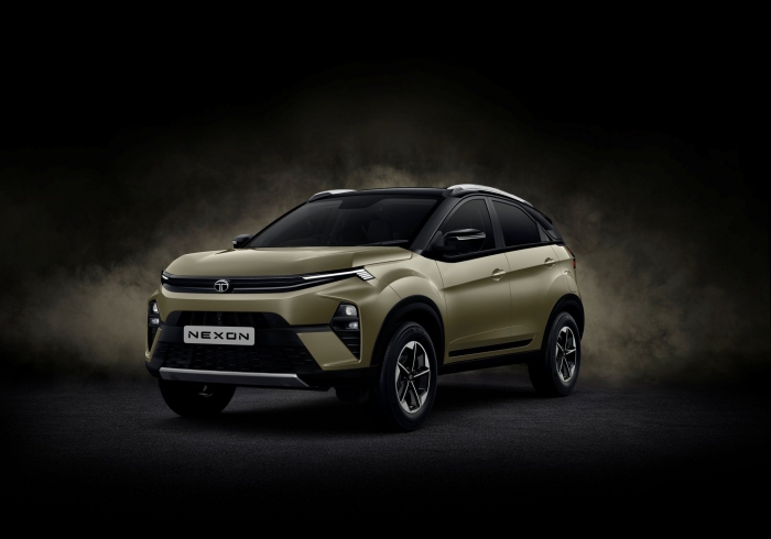 SUV hạng B gi&aacute; 224 triệu đồng đẹp phong c&aacute;ch, trang bị cao cấp, cửa sổ trời s&aacute;nh ngang Toyota Cross, Kia Seltos, rẻ hơn hẳn Kia Morning ph&ugrave; hợp với chị em  - Ảnh 2.