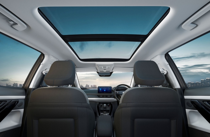SUV hạng B gi&aacute; 224 triệu đồng đẹp phong c&aacute;ch, trang bị cao cấp, cửa sổ trời s&aacute;nh ngang Toyota Cross, Kia Seltos, rẻ hơn hẳn Kia Morning ph&ugrave; hợp với chị em  - Ảnh 3.