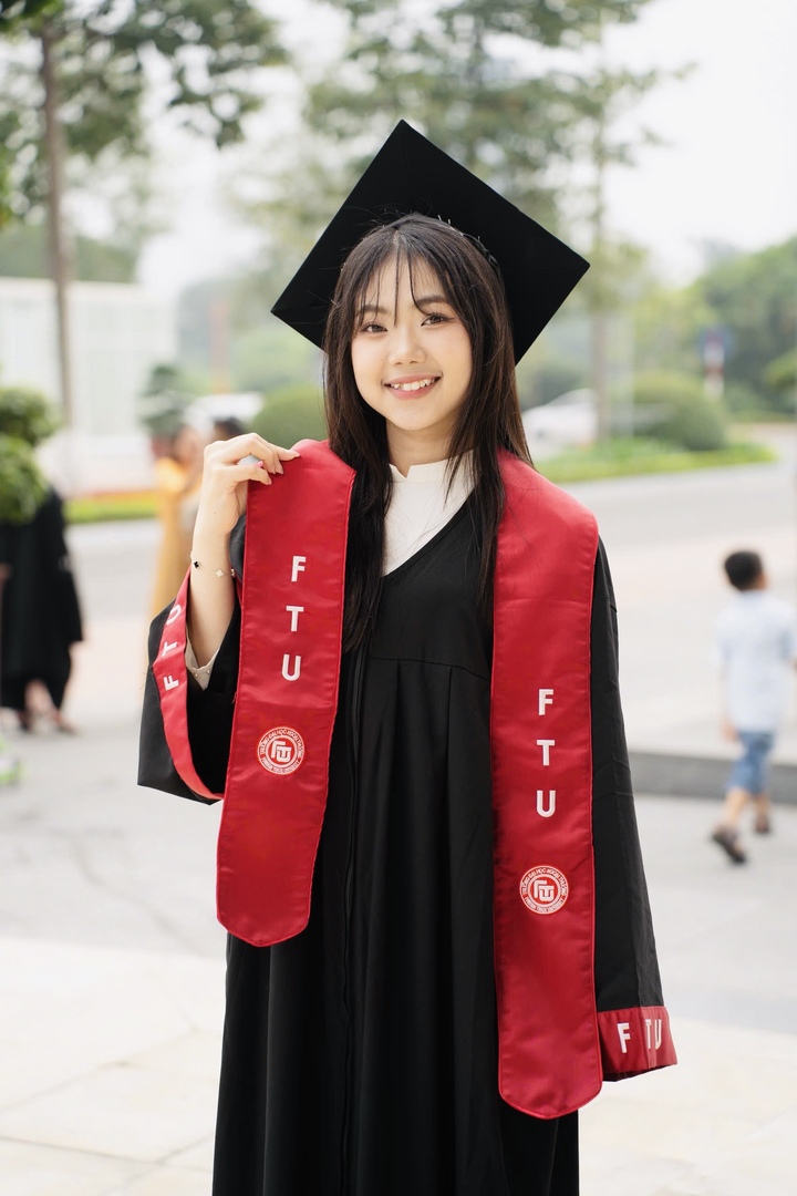 Nữ sinh Ngoại thương tốt nghiệp xuất sắc ng&agrave;nh t&agrave;i ch&iacute;nh, c&oacute; nghi&ecirc;n cứu quốc tế - Ảnh 1.