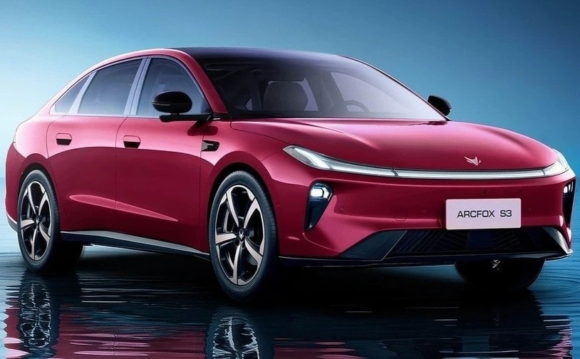 Sedan điện gi&aacute; 210 triệu đồng với c&ocirc;ng nghệ đổi pin nhanh đang g&acirc;y sốt thị trường 2026 - Ảnh 2.