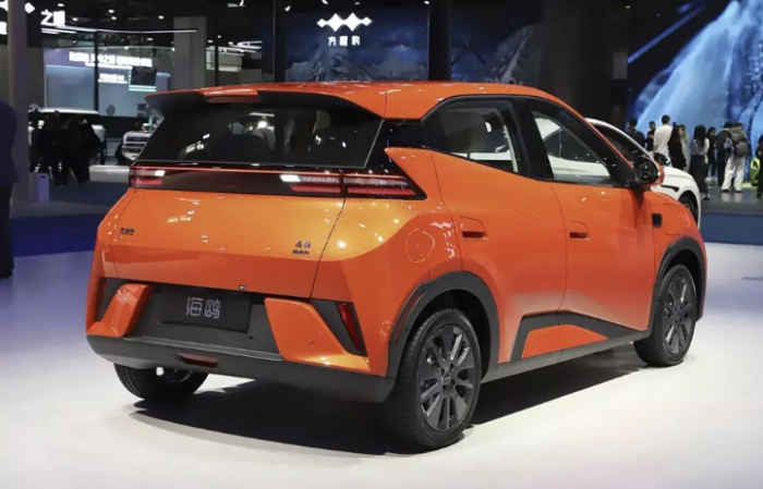 Hatchback hạng A gi&aacute; 270 triệu đồng sẽ b&aacute;n ở Việt Nam đẹp sang chảnh, đi 405km/lần sạc, trang bị tối t&acirc;n, rẻ hơn cả Kia Morning, Hyundai Grand i10 chắc chắn chị em h&agrave;i l&ograve;ng?  - Ảnh 4.