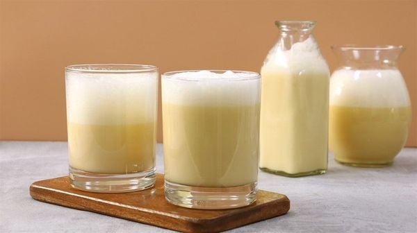Uống bia đ&aacute;nh trứng g&agrave; khi mang thai c&oacute; gi&uacute;p con trắng da?- Ảnh 3.