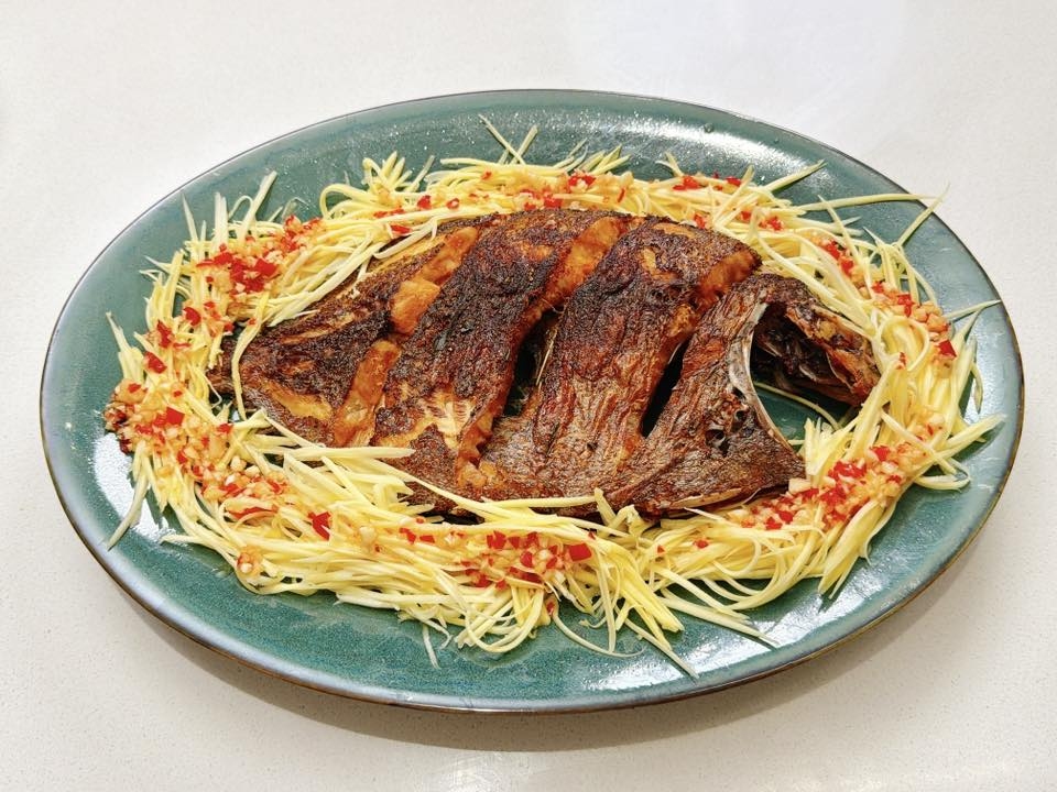 Chồng Hoa hậu Kh&aacute;nh V&acirc;n nấu ăn chiều vợ , từ b&uacute;n b&ograve; đến m&oacute;n cầu kỳ - Ảnh 9.