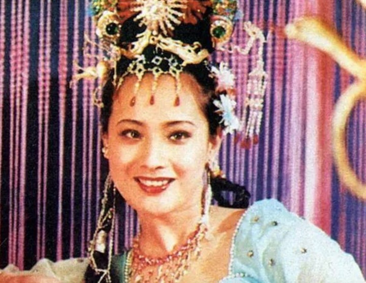 Con đường trở th&agrave;nh tỷ ph&uacute; của y&ecirc;u tinh xinh đẹp nhất 'T&acirc;y du k&yacute;' - Ảnh 1.