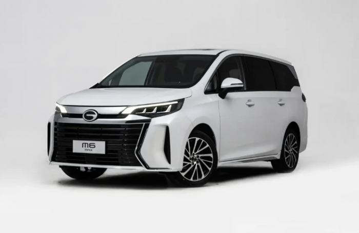 MPV 7 chỗ gi&aacute; rẻ 386 triệu đồng s&aacute;nh ngang Mitsubishi Xpander tại Việt Nam năm 2026 - Ảnh 2.