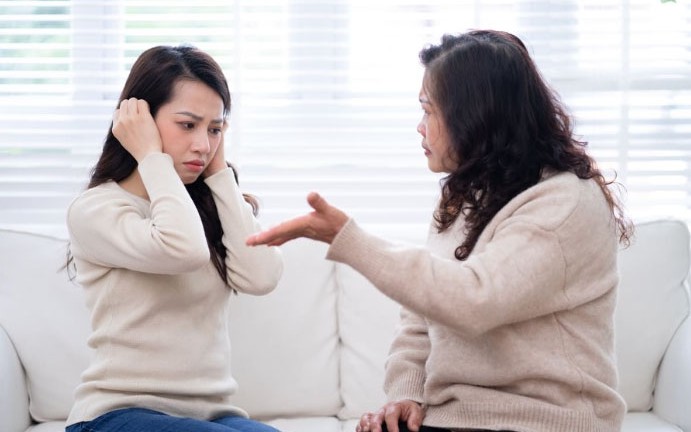 Mẹ chồng nhận quả đắng khi tuổi già ập đến vì đối xử tệ với con dâu suốt nhiều năm