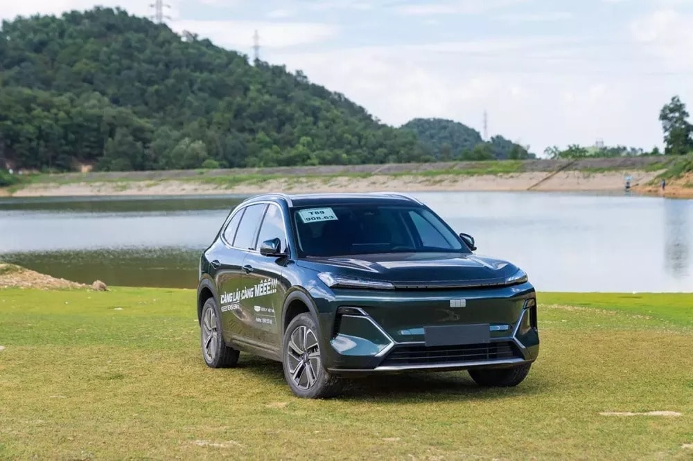 Gi&aacute; SUV hybrid đẹp v&agrave; tiết kiệm xăng tại Việt Nam năm 2026 - Ảnh 2.