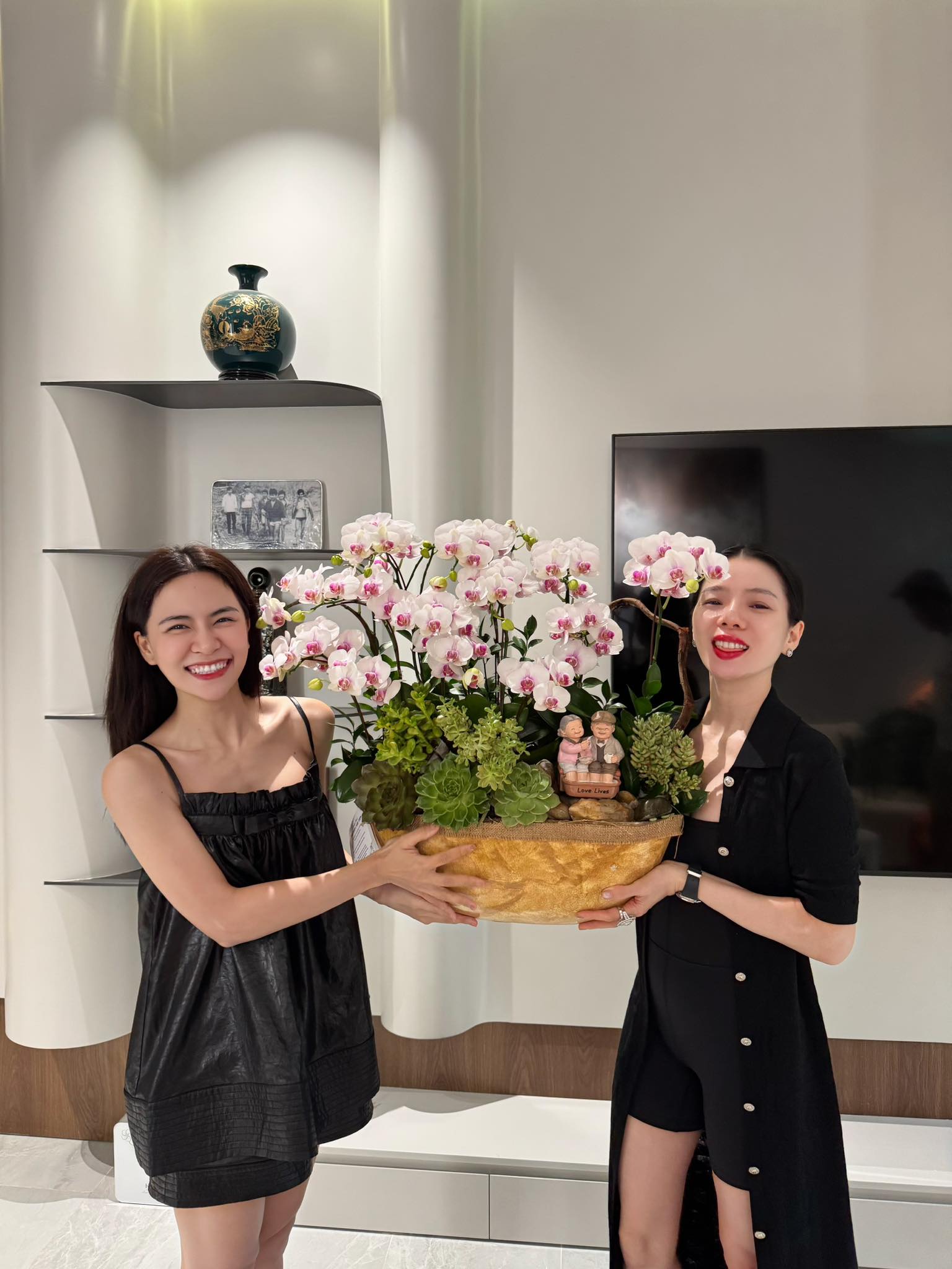 Hoa hậu Hương Giang tỏa s&aacute;ng tại MGI All Stars c&ugrave;ng kỷ niệm ngọt ng&agrave;o của Thanh th&uacute;y - Đức Thịnh - Ảnh 9.