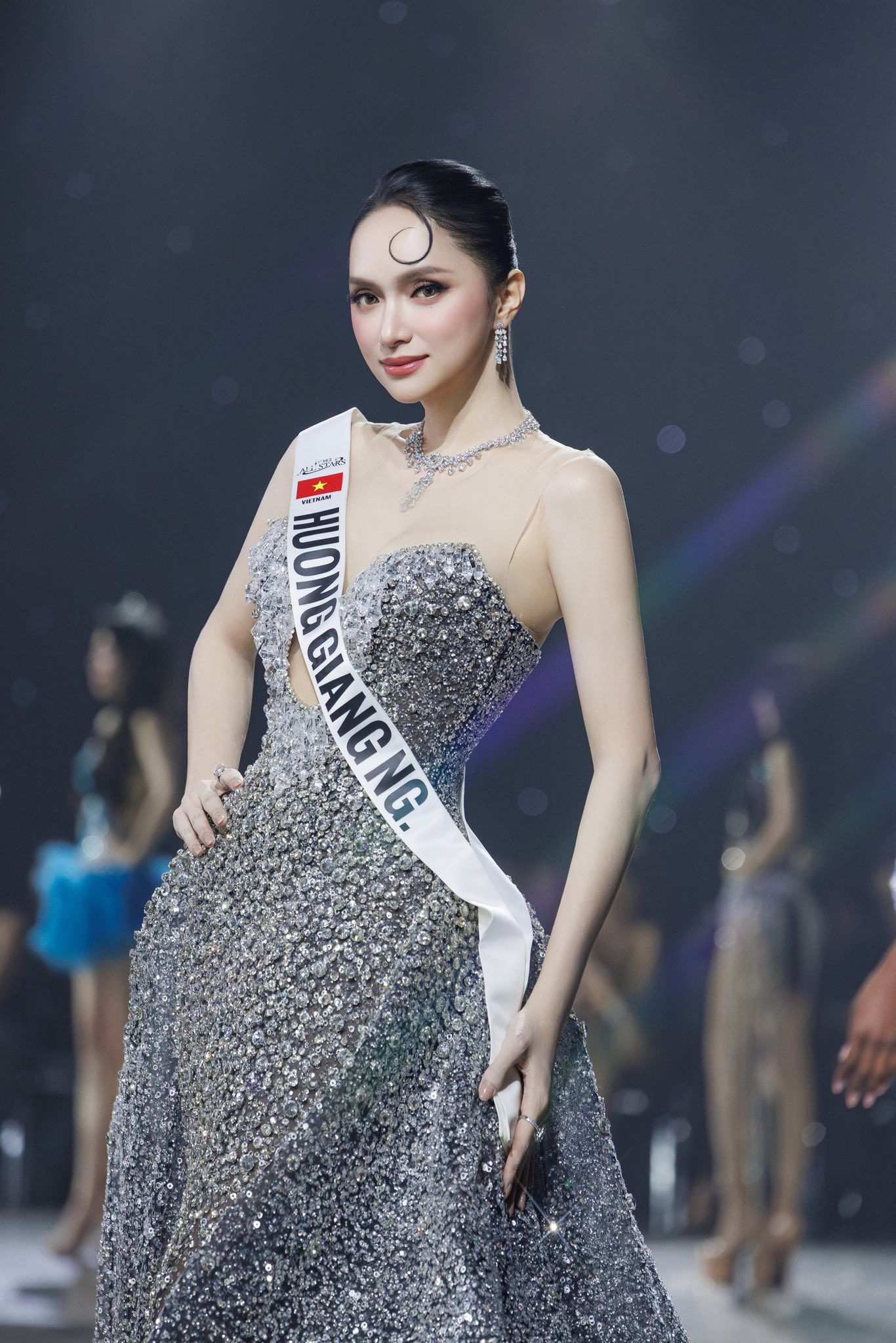 Hoa hậu Hương Giang tỏa s&aacute;ng với thần th&aacute;i v&agrave; kỹ năng catwalk tại MGI All Stars 2026 - Ảnh 4.