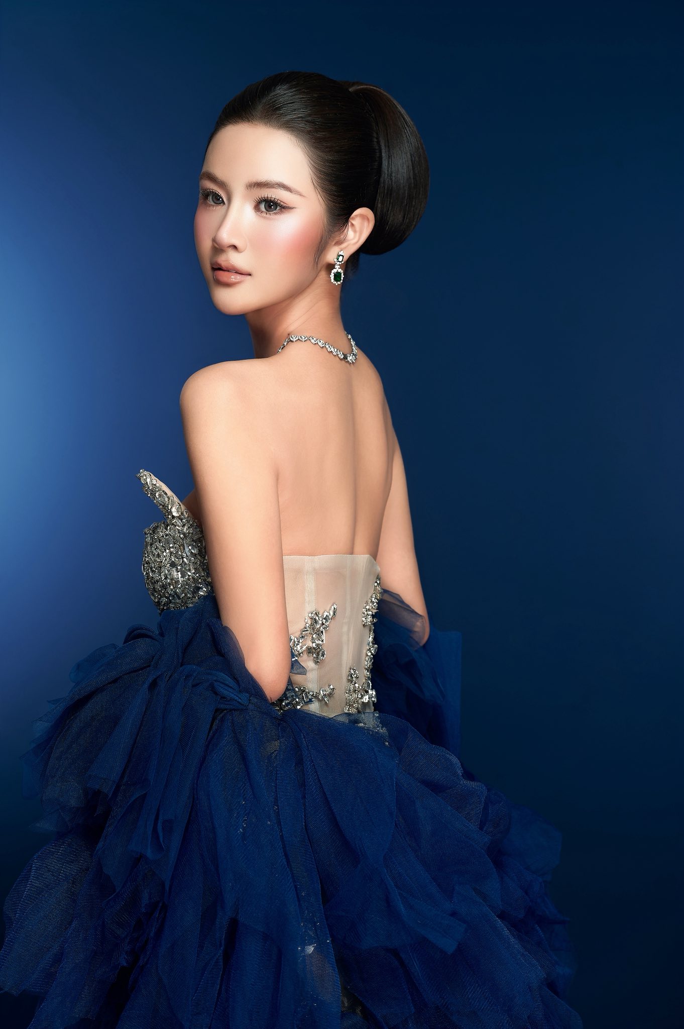 Nguyễn Thị Kim Anh trở lại Miss Grand Vietnam 2026 , g&acirc;y ch&uacute; &yacute; với t&agrave;i năng v&agrave; kh&aacute;t vọng - Ảnh 3.