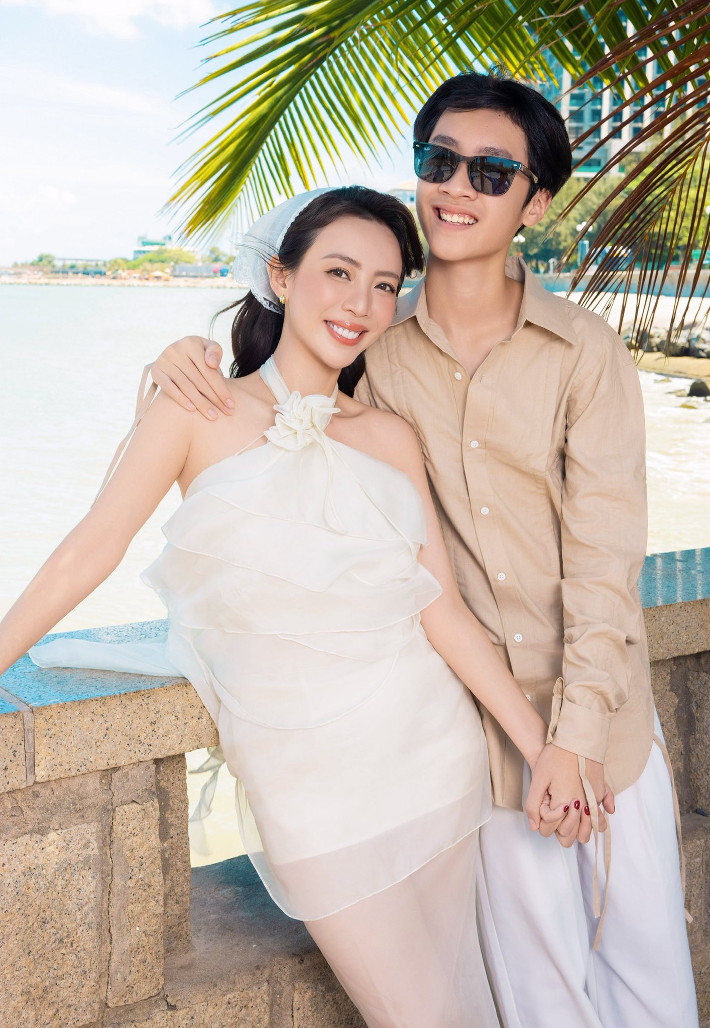 Hoa hậu Jennifer Phạm l&atilde;ng mạn b&ecirc;n chồng doanh nh&acirc;n v&agrave; tin vui từ Saka Trương Tuyền - Ảnh 7.