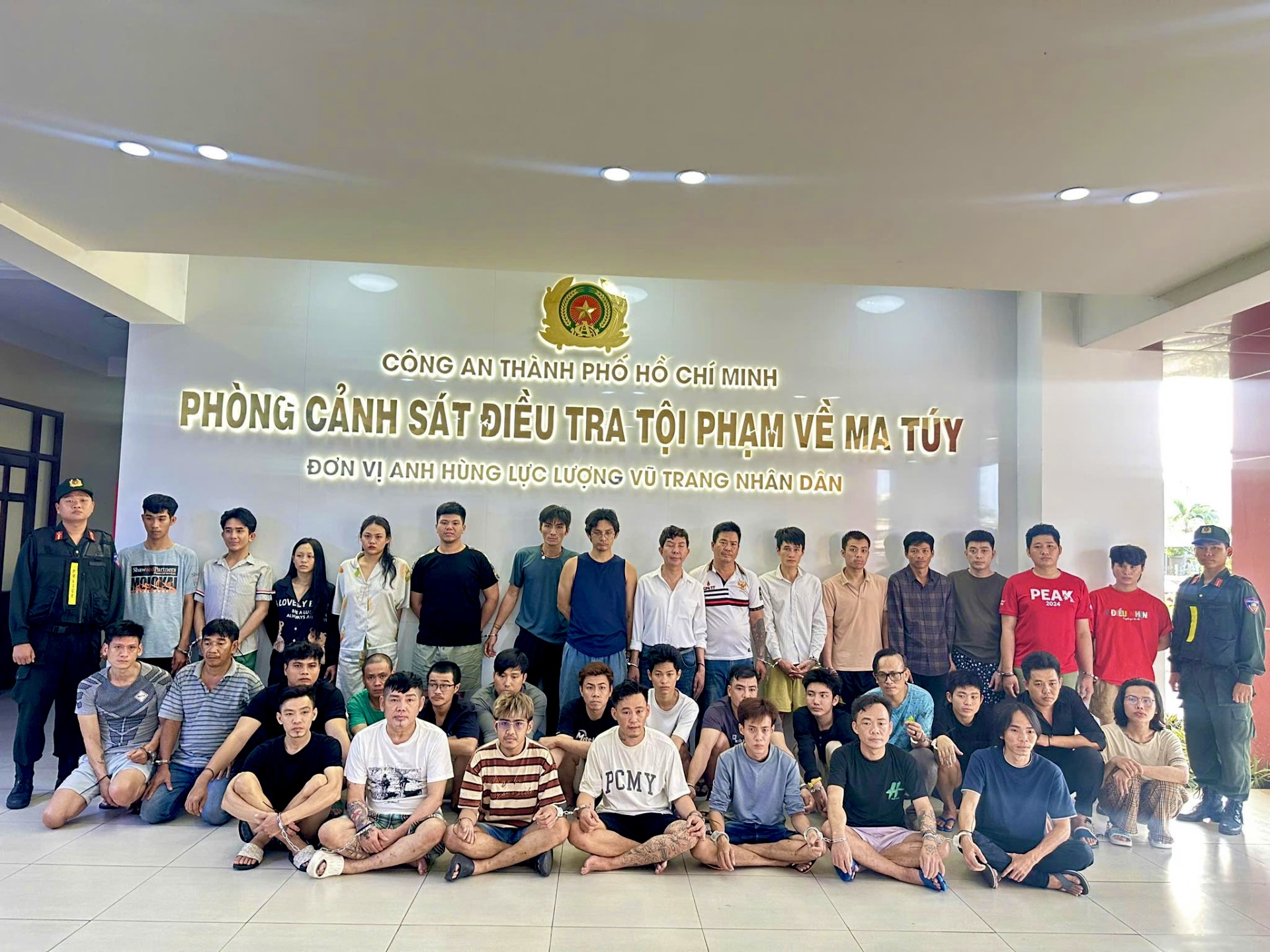 Nhạc sĩ Tô Hiếu: Nghệ sĩ dùng ma túy không phải vì áp lực mà là sự tha hoá - Ảnh 4. Nhạc sĩ Tô Hiếu: Nghệ sĩ dùng ma túy không phải vì áp lực mà là sự tha hoá - Ảnh 4.
