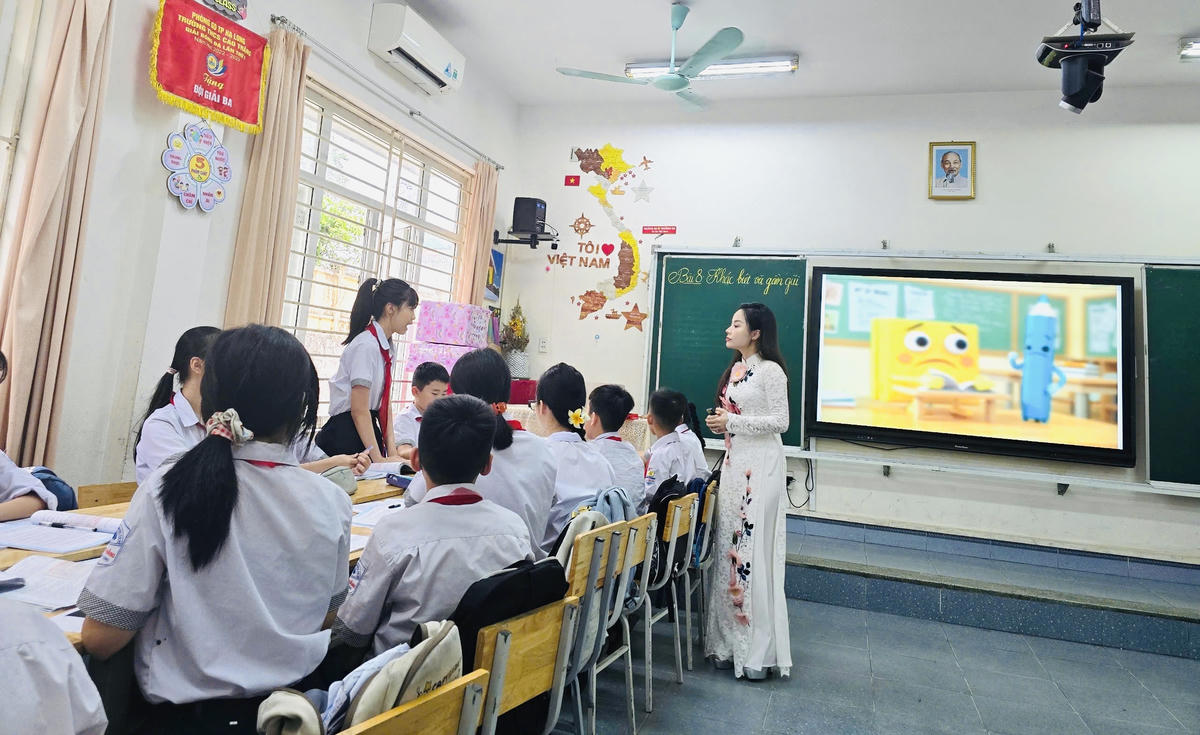 Gi&aacute;o vi&ecirc;n được hưởng phụ cấp cao nhất tới 80% - Ảnh 1.