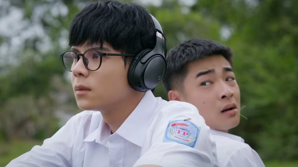 Ali Thục Phương tỏa s&aacute;ng trong Bộ phim Ph&iacute;a b&ecirc;n kia th&agrave;nh phố tr&ecirc;n VTV1 - Ảnh 2.