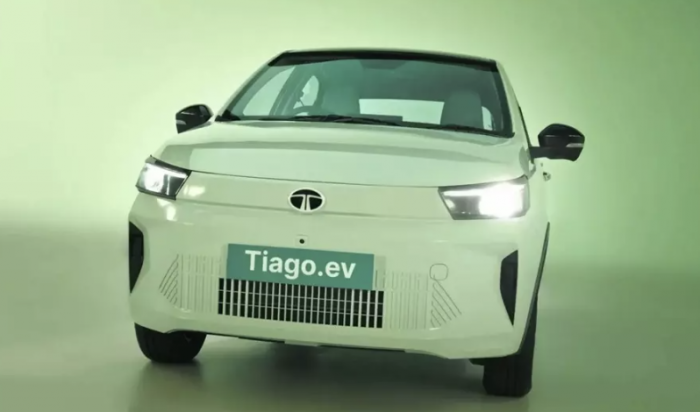 Hatchback hạng A gi&aacute; rẻ 126 triệu đồng với c&ocirc;ng nghệ hiện đại , nội thất xịn - Ảnh 2.