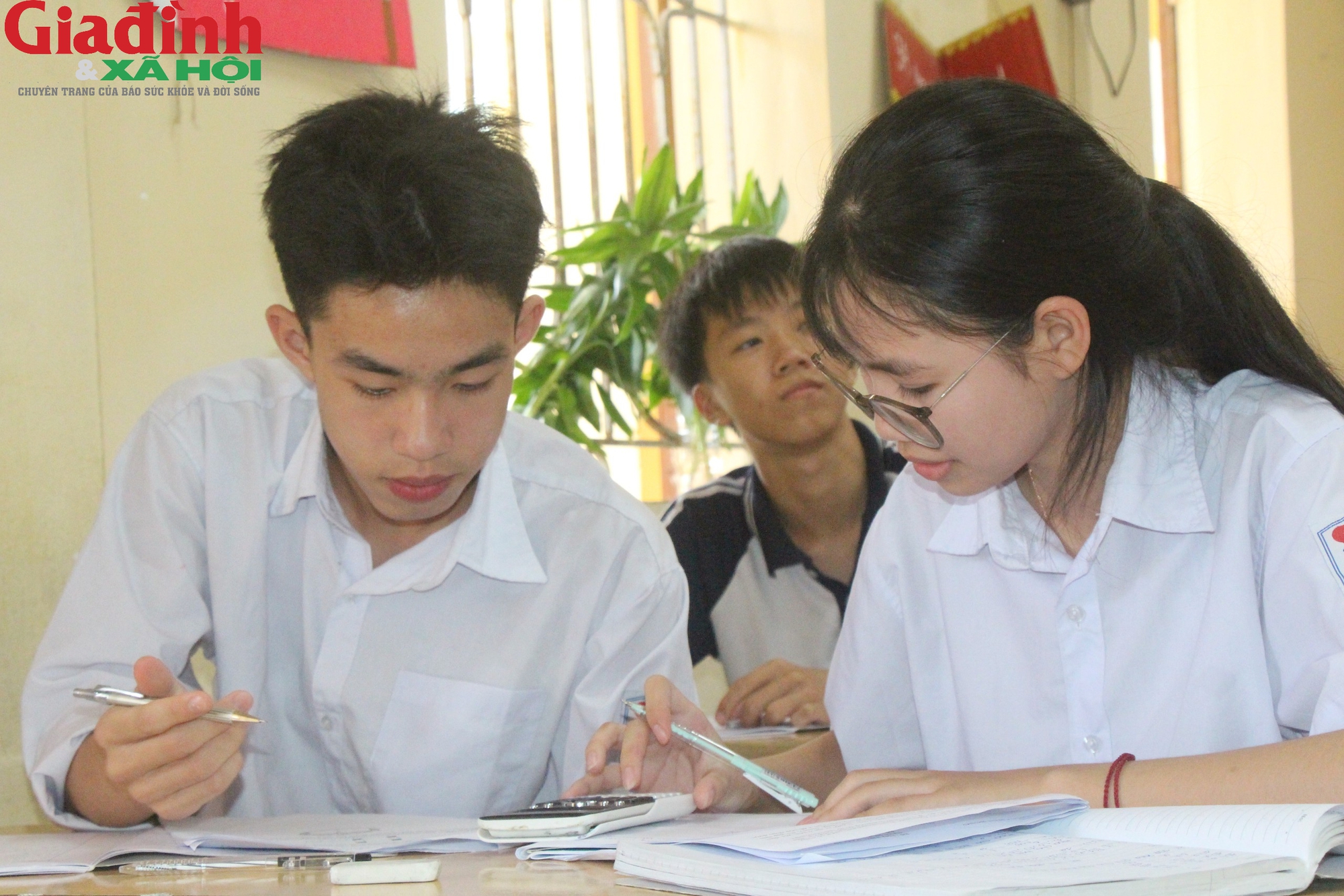 Dồn sức cho kỳ thi 'vượt vũ môn' vào lớp 10 - Ảnh 5. Dồn sức cho kỳ thi 'vượt vũ môn' vào lớp 10 - Ảnh 5.