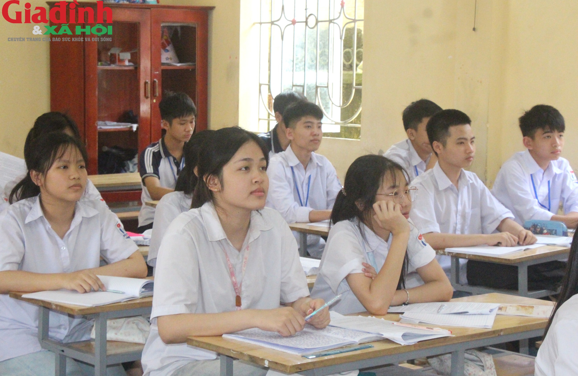 Dồn sức cho kỳ thi 'vượt vũ môn' vào lớp 10 - Ảnh 2. Dồn sức cho kỳ thi 'vượt vũ môn' vào lớp 10 - Ảnh 2.