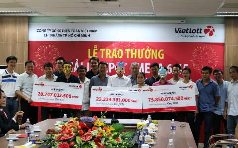 H&ocirc;m nay (26/5/2026) c&oacute; tới 3 người c&ugrave;ng tr&uacute;ng Vietlott với tổng số tiền l&ecirc;n tới gần 90 tỷ đồng