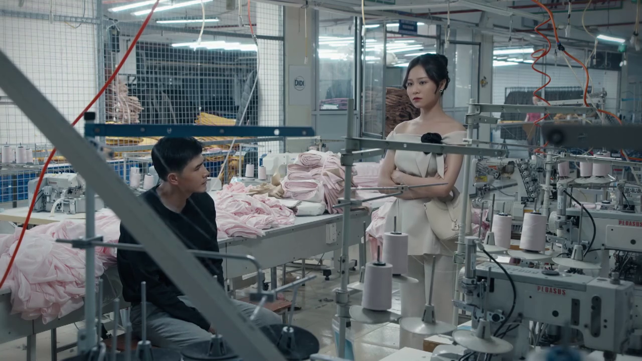 Dưới ô cửa sáng đèn - Tập 5: 'Trà xanh' tương lai xuất hiện - Ảnh 3. Dưới ô cửa sáng đèn - Tập 5: 'Trà xanh' tương lai xuất hiện - Ảnh 4.