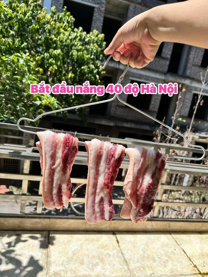 Phơi thịt ba chỉ một nắng an to&agrave;n giữa trời 40 độ tại nh&agrave; - Ảnh 1.