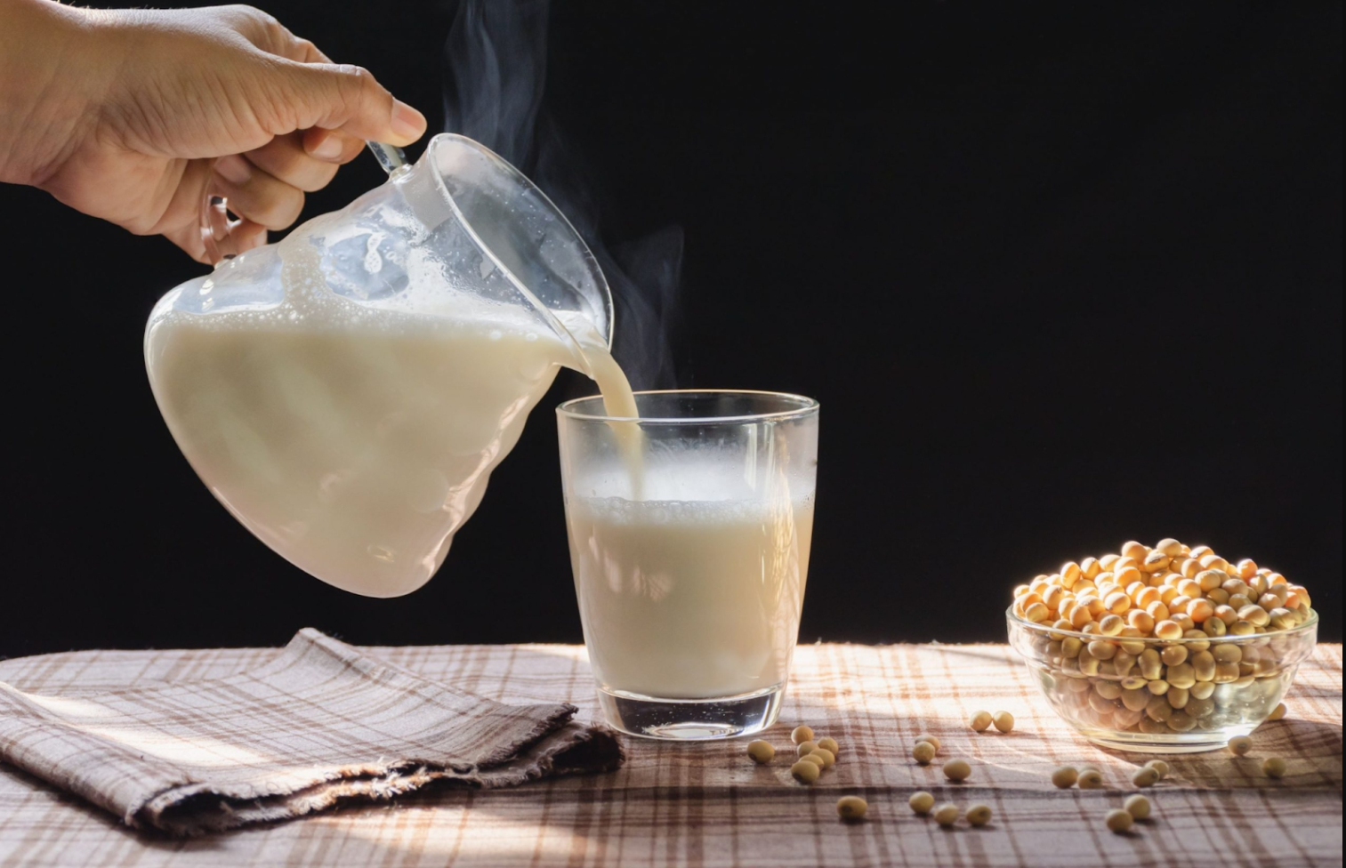 Ăn đậu n&agrave;nh gi&uacute;p cải thiện khả năng t&igrave;nh dục ở phụ nữ m&atilde;n kinh- Ảnh 3.