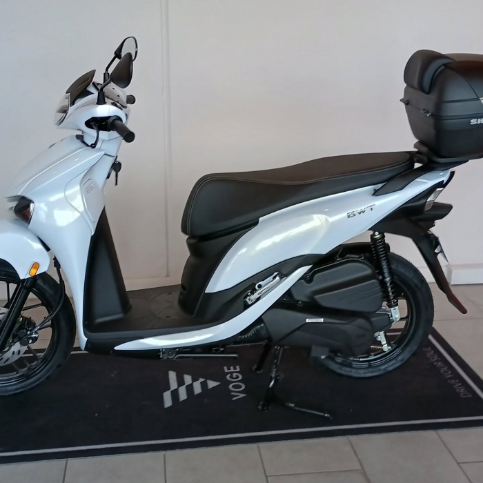 Xe ga 125cc gi&aacute; 47 triệu đồng , đẹp như SH 125i , tiết kiệm xăng - Ảnh 5.
