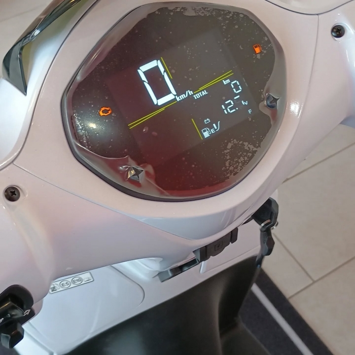 Xe ga 125cc gi&aacute; 47 triệu đồng , đẹp như SH 125i , tiết kiệm xăng - Ảnh 7.