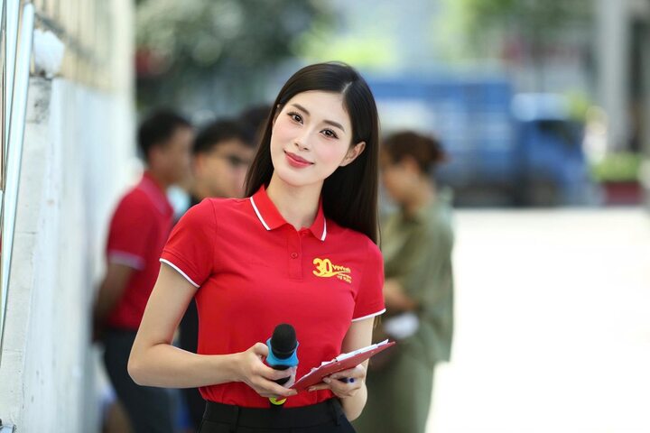 Nhan sắc nữ MC VTV l&agrave; hoa kh&ocirc;i b&oacute;ng chuyền, lọt top 10 hoa hậu Ho&agrave;n vũ Việt Nam - Ảnh 2.