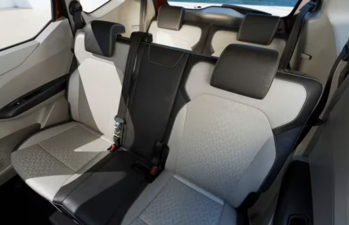 MPV 7 chỗ gi&aacute; chỉ từ 161 triệu đồng: Kh&aacute;m ph&aacute; Renault Triber 2026 - Ảnh 5.