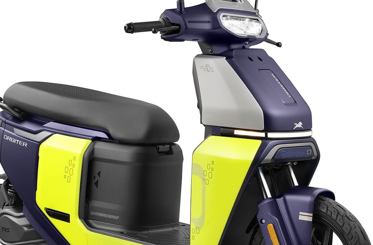 Xe m&aacute;y điện gi&aacute; 30 triệu đồng đẹp long lanh, đi 158km/lần sạc, trang bị c&ocirc;ng nghệ cho &ocirc; t&ocirc;, rẻ hơn Vision chị em nh&igrave;n l&agrave; m&ecirc; - Ảnh 2.