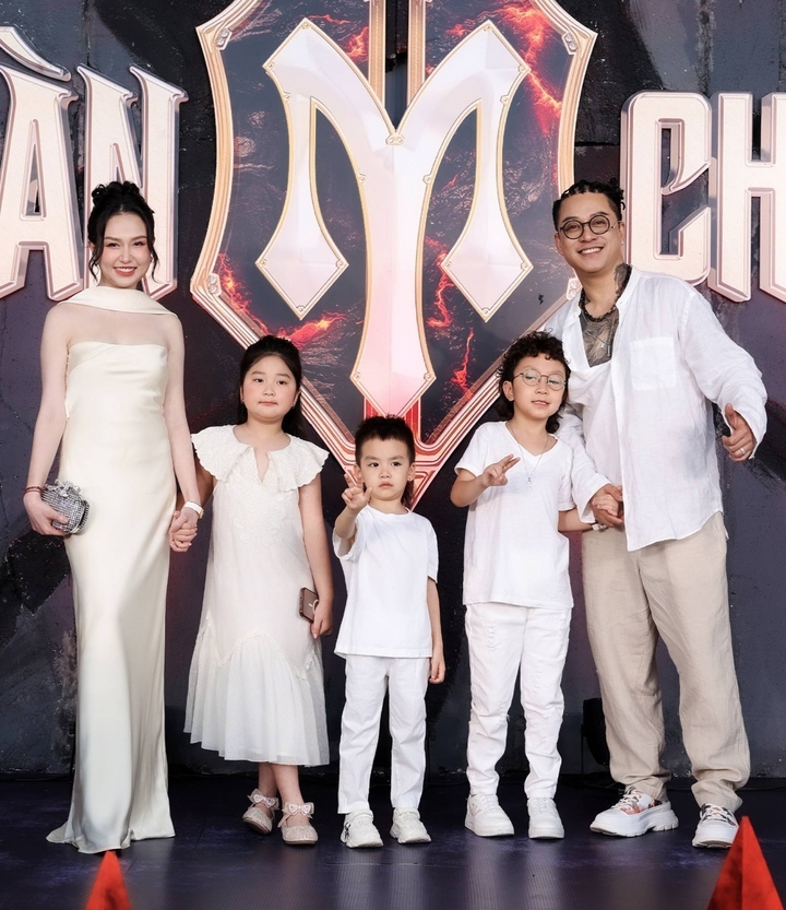 Con trai Tuấn Hưng từng g&acirc;y sốt trong liveshow l&uacute;c 5 tuổi giờ ra sao? - Ảnh 3.