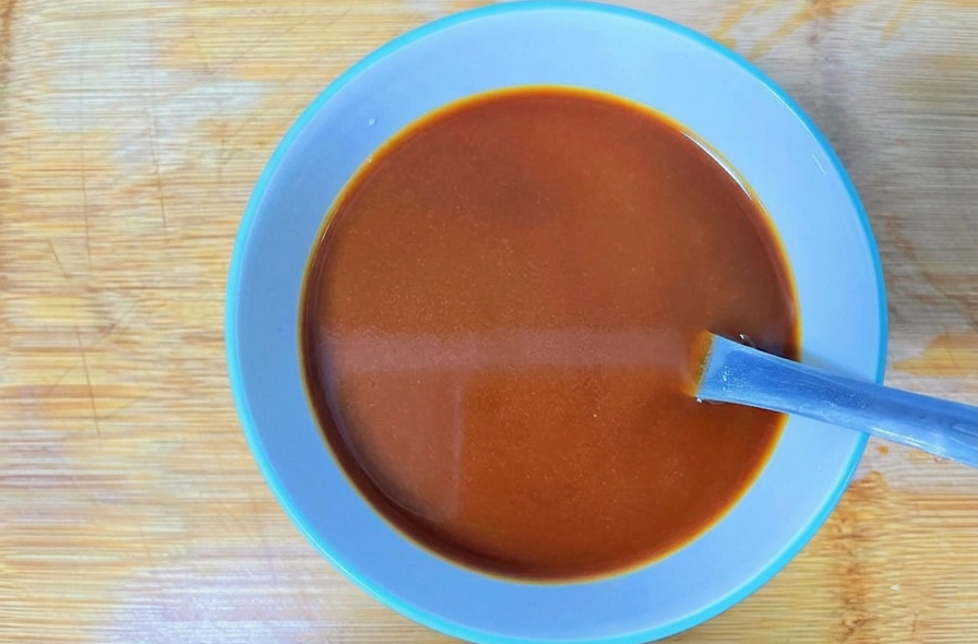 Đừng chỉ x&agrave;o khoai t&acirc;y với c&agrave; chua hay nấu canh xương: Đ&acirc;y l&agrave; 3 c&ocirc;ng thức gi&uacute;p nguy&ecirc;n liệu quen thuộc trở n&ecirc;n "ngon bất tận"- Ảnh 13.