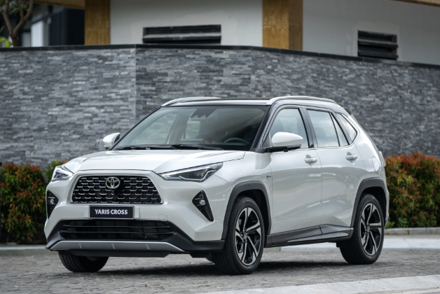 Toyota giảm gi&aacute; kỷ lục loạt xe 'quốc d&acirc;n', Toyota Vios, Veloz Cross, Yaris Cross rẻ hiếm thấy - Ảnh 2.