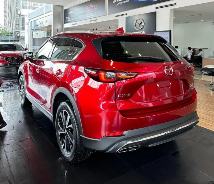 Gi&aacute; lăn b&aacute;nh Mazda CX-5 mới nhất giảm sốc, thấp hiếm thấy, rẻ nhất ph&acirc;n kh&uacute;c SUV hạng C - Ảnh 4.