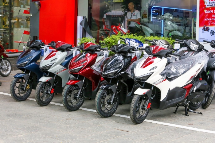 Gi&aacute; xe Honda Air Blade 2026 giảm mạnh , kh&aacute;ch h&agrave;ng chọn mua thay Lead , Vision - Ảnh 2.