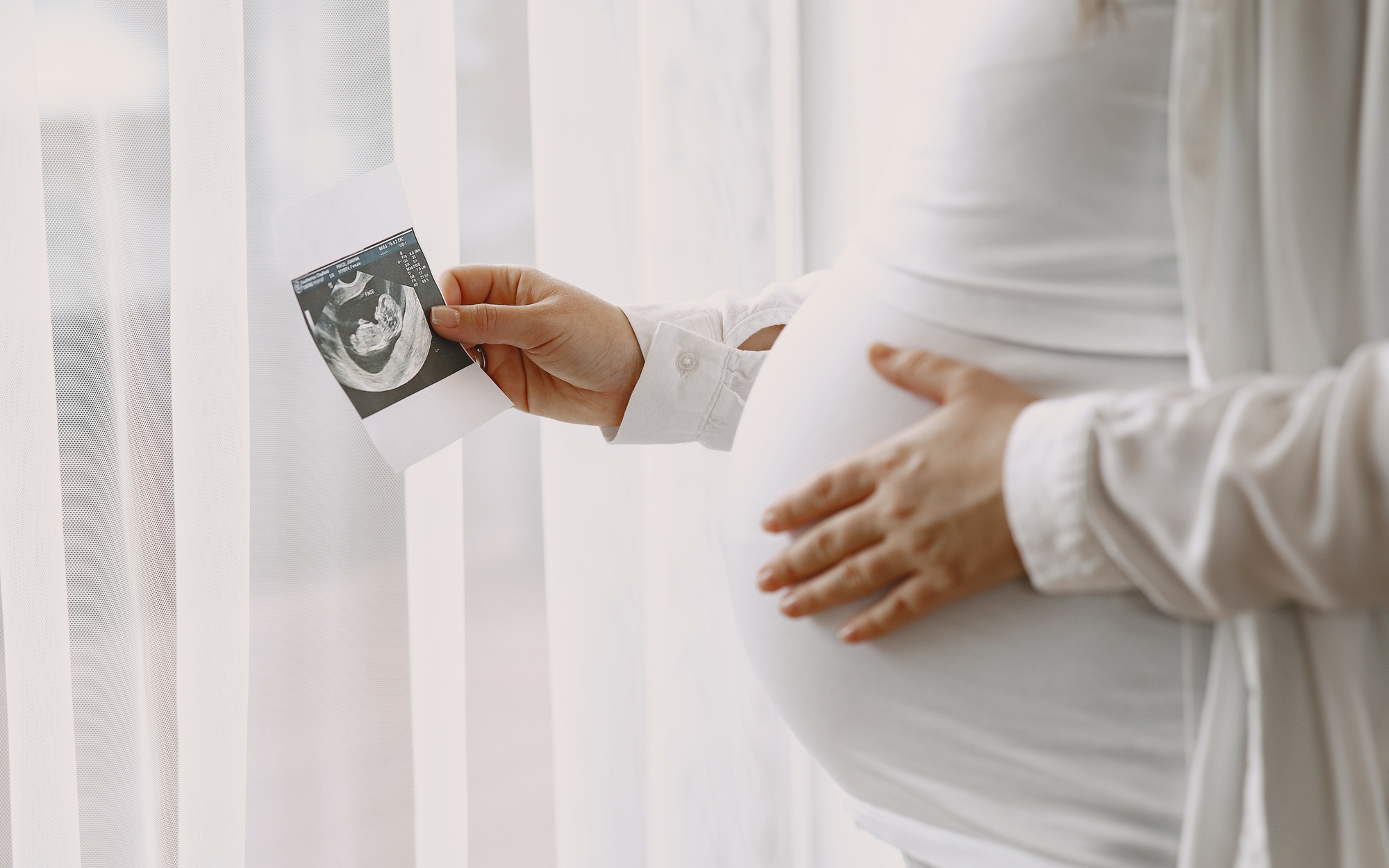 C&ocirc; d&acirc;u c&oacute; bầu trước cưới, nh&agrave; chồng trở mặt lu&ocirc;n sau ng&agrave;y đ&oacute;n d&acirc;u