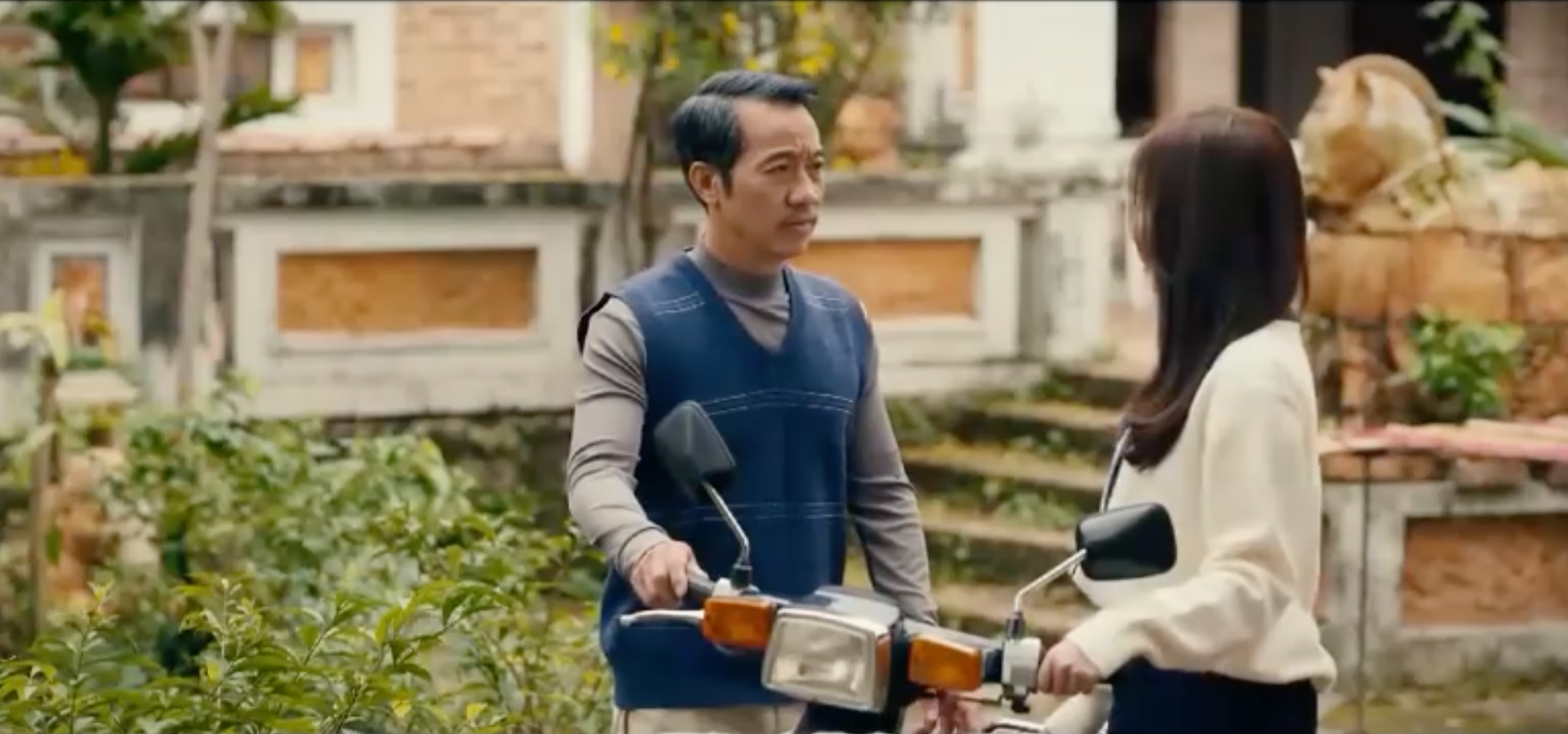 Ngọc Huyền bị đổ tội trộm 5 c&acirc;y bạc trong 'Ngược đường ngược nắng' - Ảnh 1.