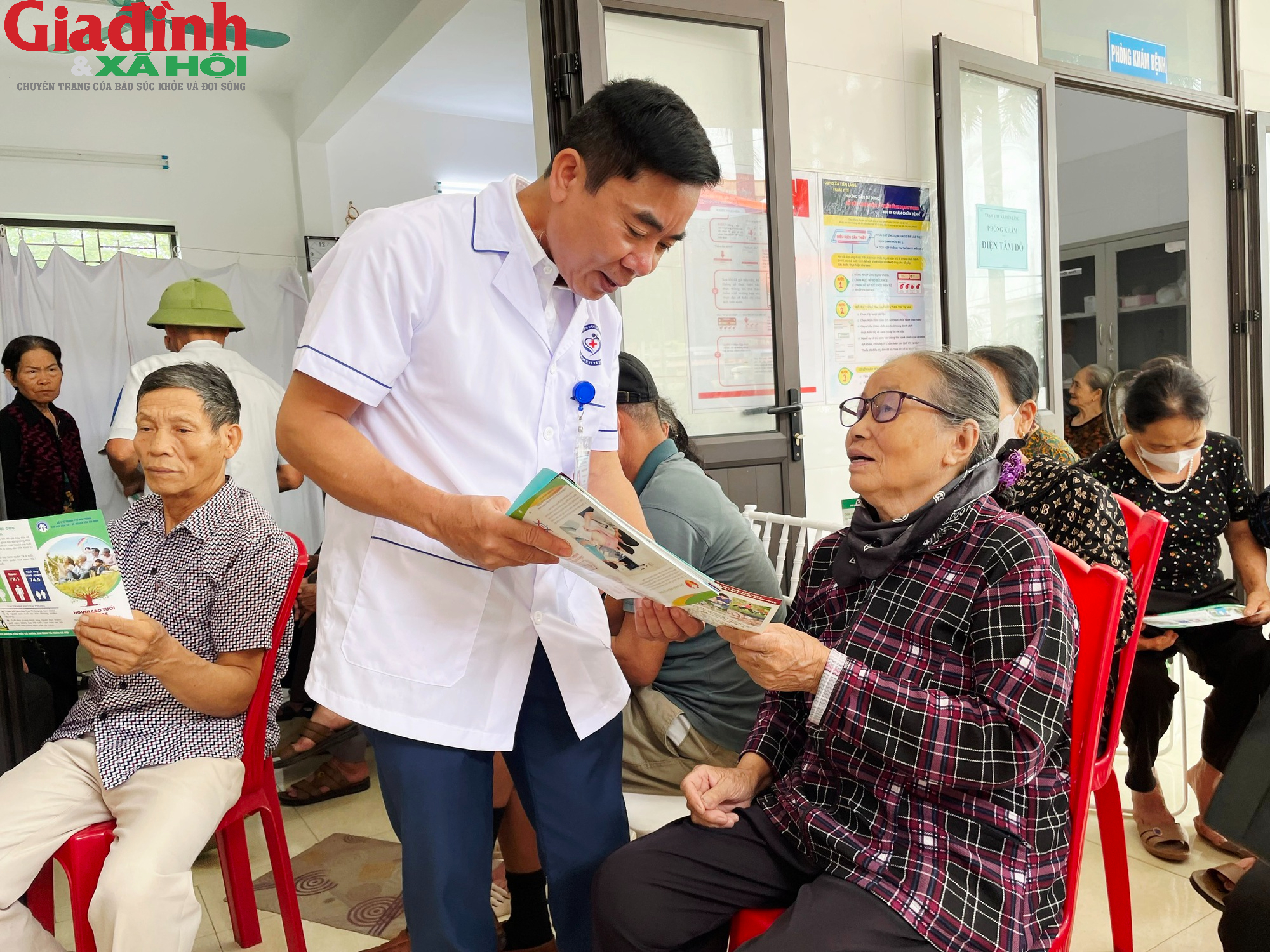 Hải Ph&ograve;ng tổ chức kh&aacute;m sức khỏe định kỳ miễn ph&iacute; cho người cao tuổi năm 2026 - Ảnh 7.