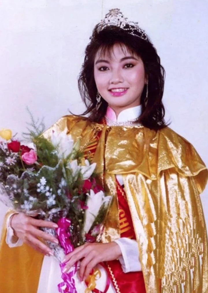 Hoa hậu Việt từng l&agrave; nữ ho&agrave;ng ảnh lịch, rời showbiz sống b&iacute; ẩn suốt 30 năm - Ảnh 1.