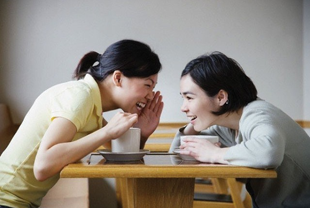 Cha mẹ c&agrave;ng hay n&oacute;i 4 điều n&agrave;y, con c&aacute;i c&agrave;ng dễ tổn thương v&agrave; xa c&aacute;ch - Ảnh 2.