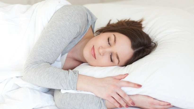 Bí quyết sống thọ: Muốn sống lâu, đừng xem nhẹ thói quen này trước khi đi ngủ - Ảnh 1.