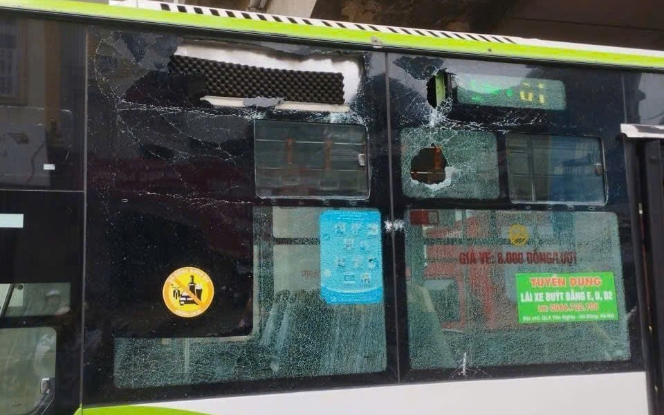 H&agrave; Nội điều chỉnh Đề &aacute;n V&ugrave;ng ph&aacute;t thải thấp hỗ trợ chuyển đổi xe xăng sang xe điện - Ảnh 1.