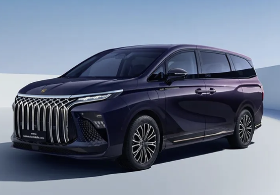 MPV 7 chỗ gi&aacute; 697 triệu đồng sang trọng , tiện nghi đẳng cấp như Toyota Alphard - Ảnh 2.