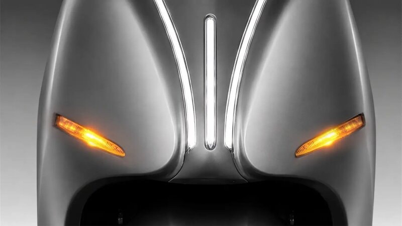 Xe m&aacute;y điện b&aacute;n ở Việt Nam gi&aacute; chỉ 29 triệu đồng sạc 15 ph&uacute;t, đi xa tối đa 200km, cốp rộng nhất thị trường - Ảnh 3.