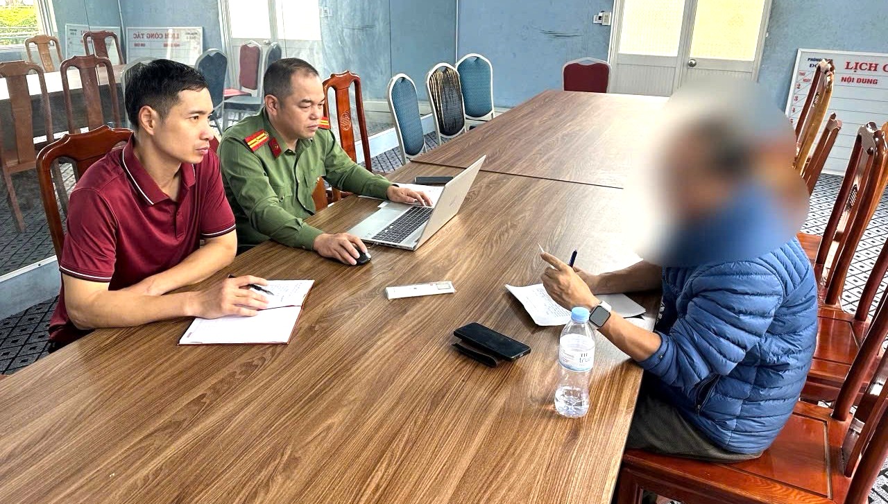H&agrave;ng loạt chủ Facbook, Titok đăng tải th&ocirc;ng tin x&uacute;c phạm uy t&iacute;n, danh dự lực lượng C&ocirc;ng an - Ảnh 1.